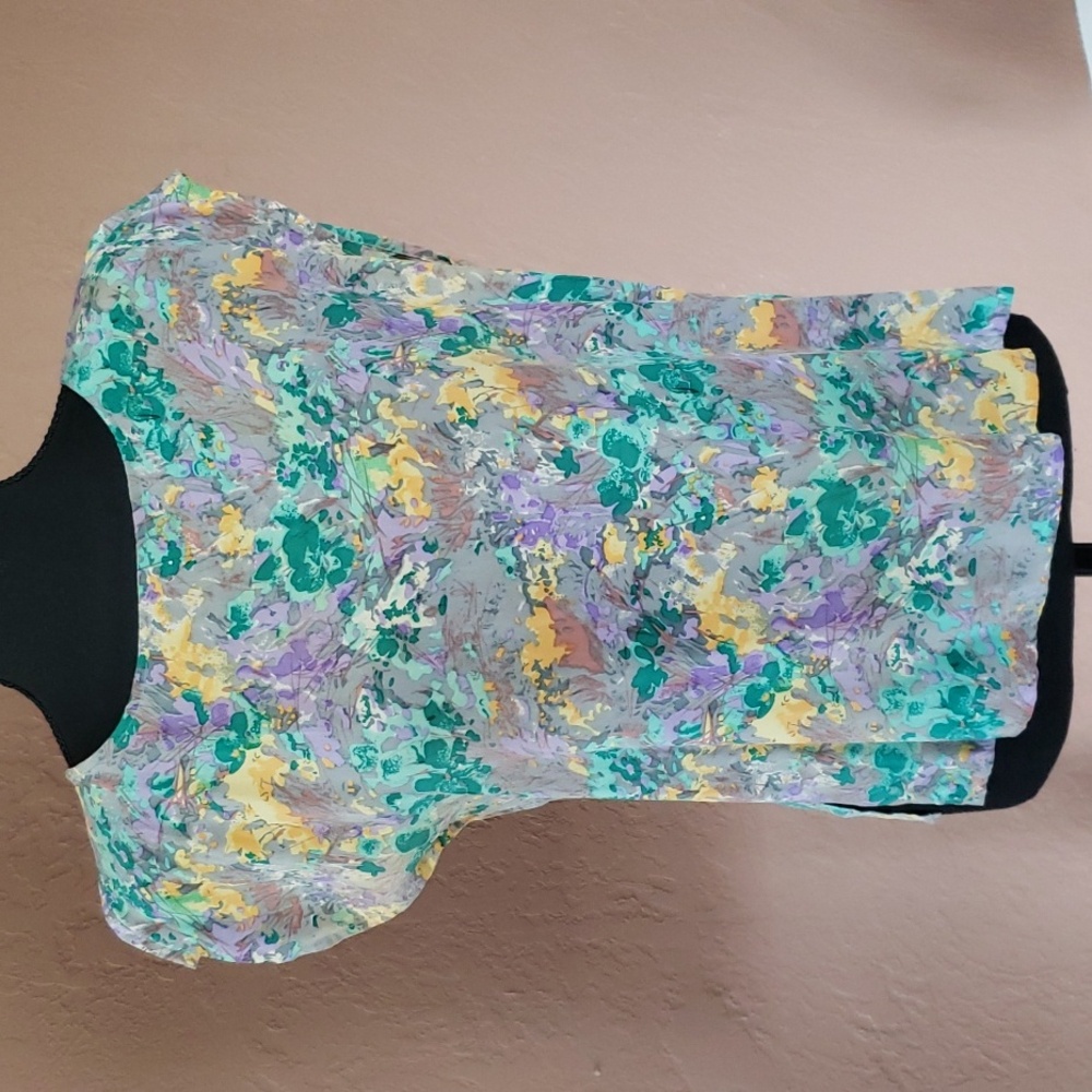 Royal Silk Pastel Short Sleeve Blouse Size Medium